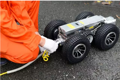 SINGA300 管道机器人 全能型多功能管道检测机器人